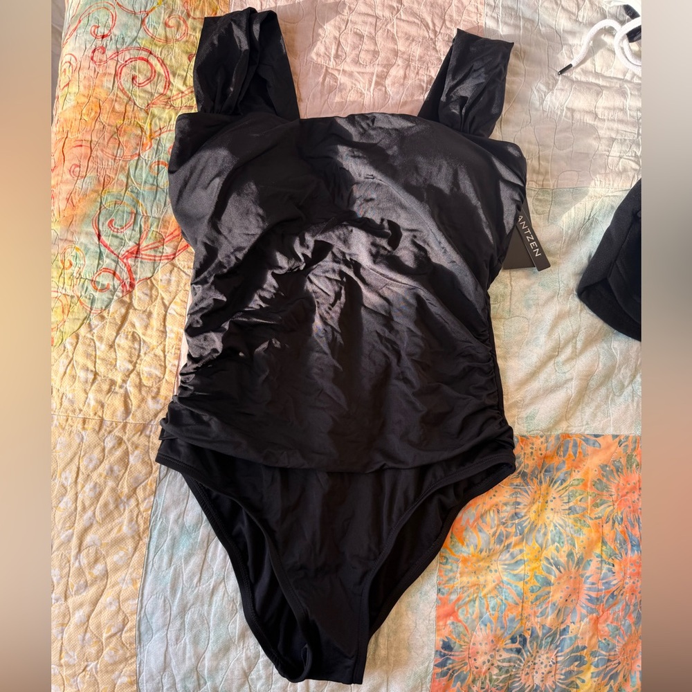 NWT Jantzen Black One-Piece Swimsuit in Size 12 - Picture 2 of 7
